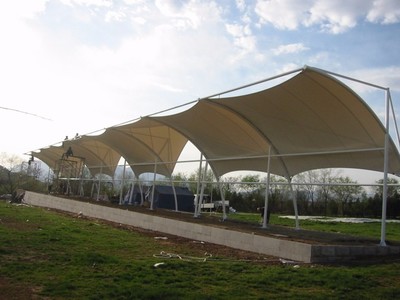 松江鋼膜結構車棚 設計、構造與涂料全解析，價格、廠家與圖片指南